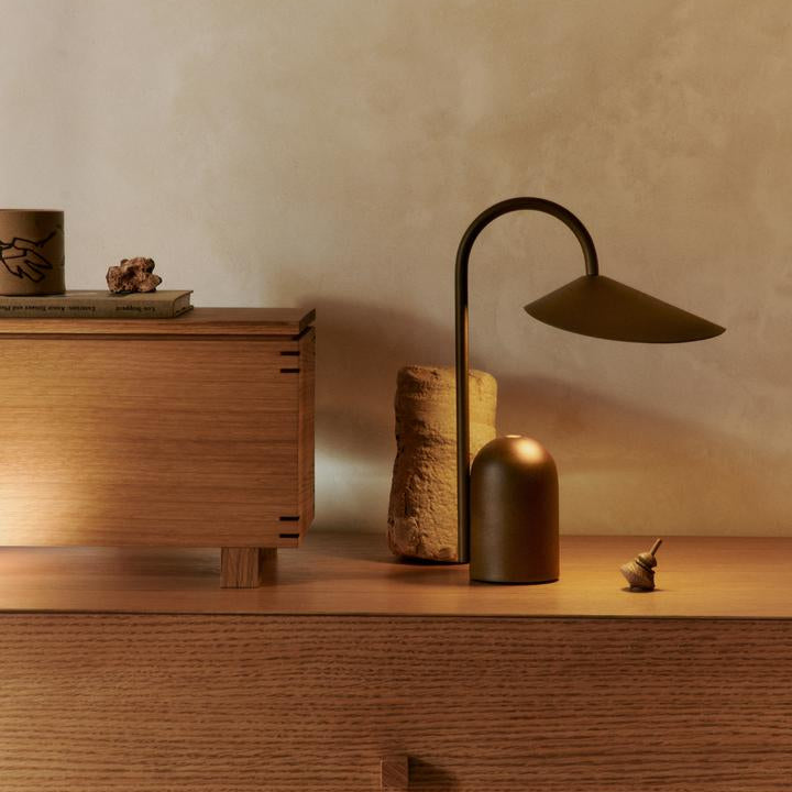 Akku-Tischleuchte Arum