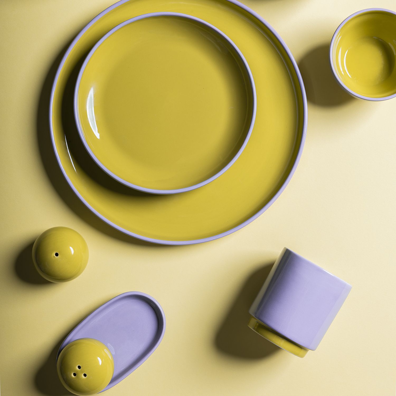 Becher lila/grün DUO